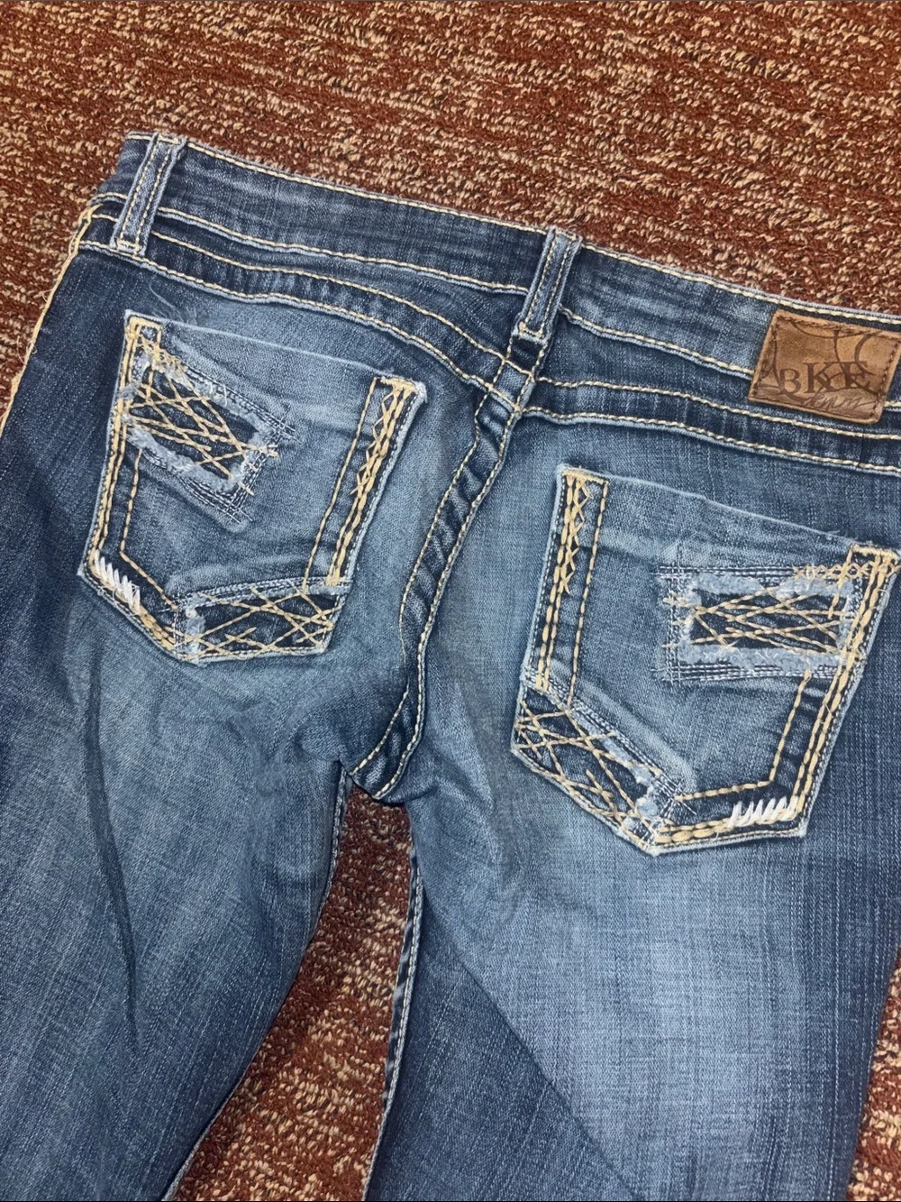 BKE Stella skinny dark wash embroidered pocket western distressed denim 27 - Picture 4 of 13